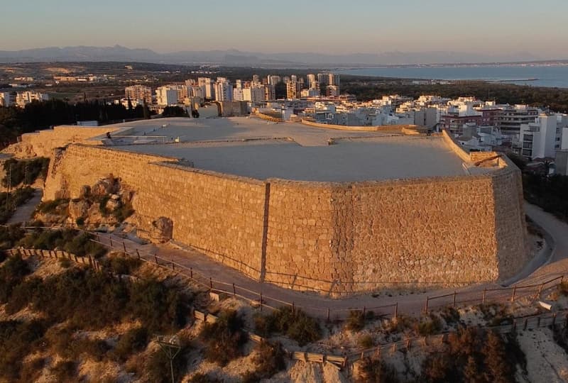 Castillo de Guardamar