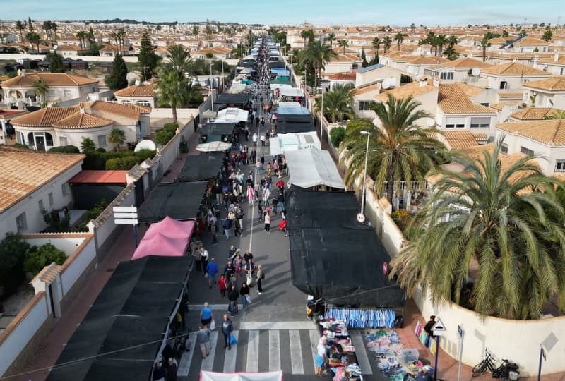 Mercadillo de La Zenia – Miércoles